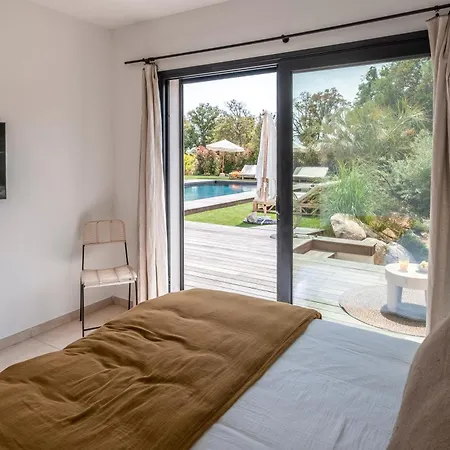 Bambou 12 Pers Piscine Chauffee 10 Minutes A Pieds