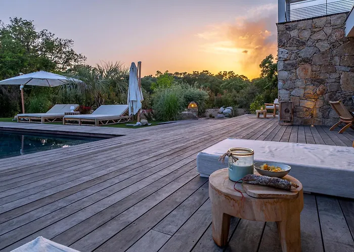 Bambou 12 Pers Piscine Chauffee 10 Minutes A Pieds Villa